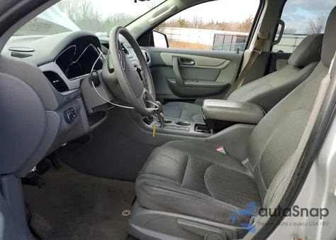 2016 Chevrolet Traverse Ls z USA, uszkodzony, nr VIN 1GNKRFED3GJ284930